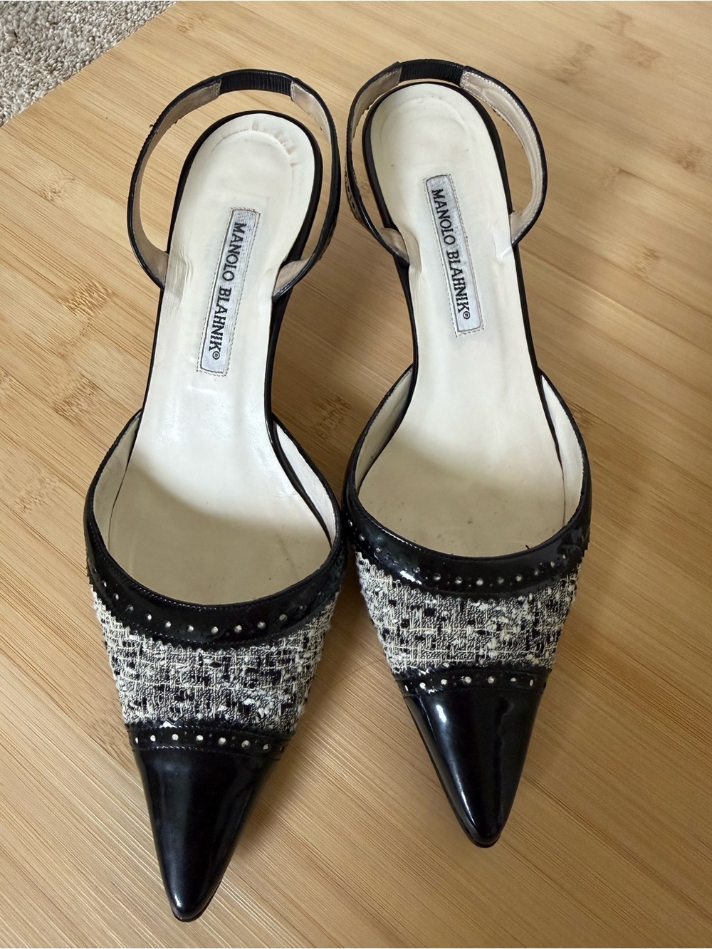 Manolo Blahnik Tweed Kitten Slingback 10 40